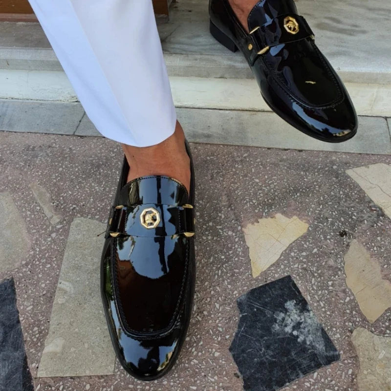 Novos Mocassins Pretos Masculinos Slip-On Bico Redondo Sapatos Sociais Masculinos Frete Grátis Sapatos de Casamento para Homens Tamanhos 38-47