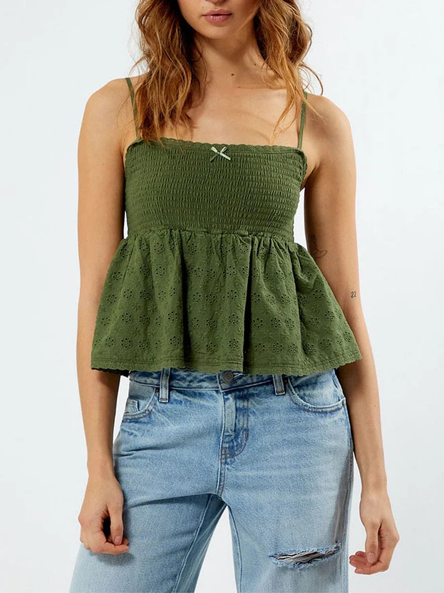 Women Eyelet Lace Trim Smocked Ruffle Cami Sleeveless Tank Top 2024 Summer Square Neck Spaghetti Strap Pleated Peplum Shirt y2k