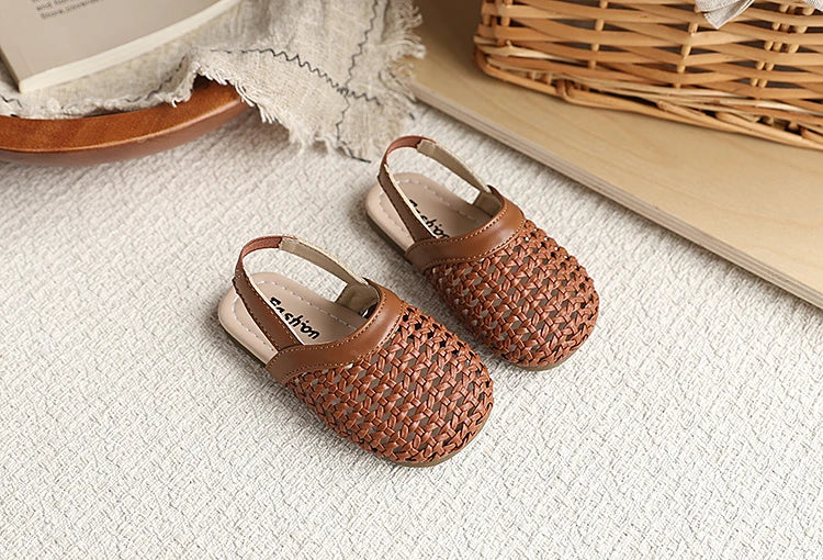 Baby Girls Shoes Braided Sandals for Girls Kids Fashion Hollow Out Leather Shoe Soft Sole Retro Princess Slippers Beach Shoes