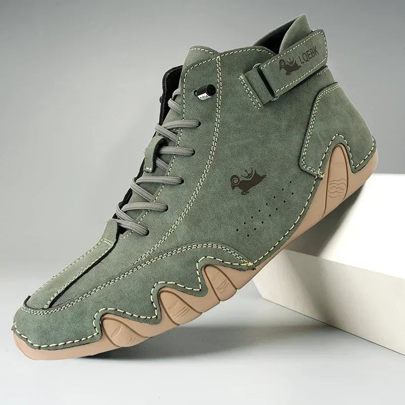 Men's Boots Casual Fashion Luxury Designer Soft Sole Waterproof Mens Loafers New Trend High Quality Couple Lace Up Hiking Shoes