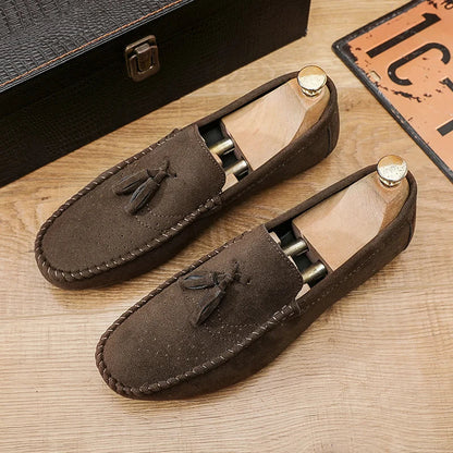 Fashion Men Casual Shoes Suede Breathable Comfort Slip-on Mens Driving Shoes Luxury Brand Men Loafers Mens Lazy Shoes Moccasins