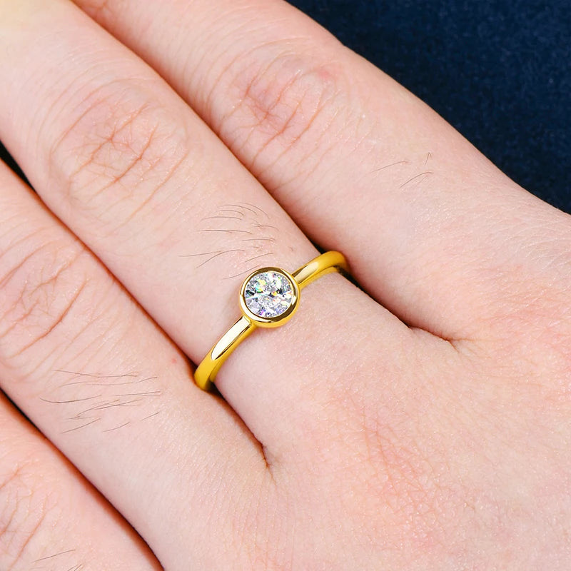 18K Gold Plated Solitaire Ring 0.5CT Bezel Moissanite Rings for Women Real Silver 925 sterling Promise Engagement Jewelry