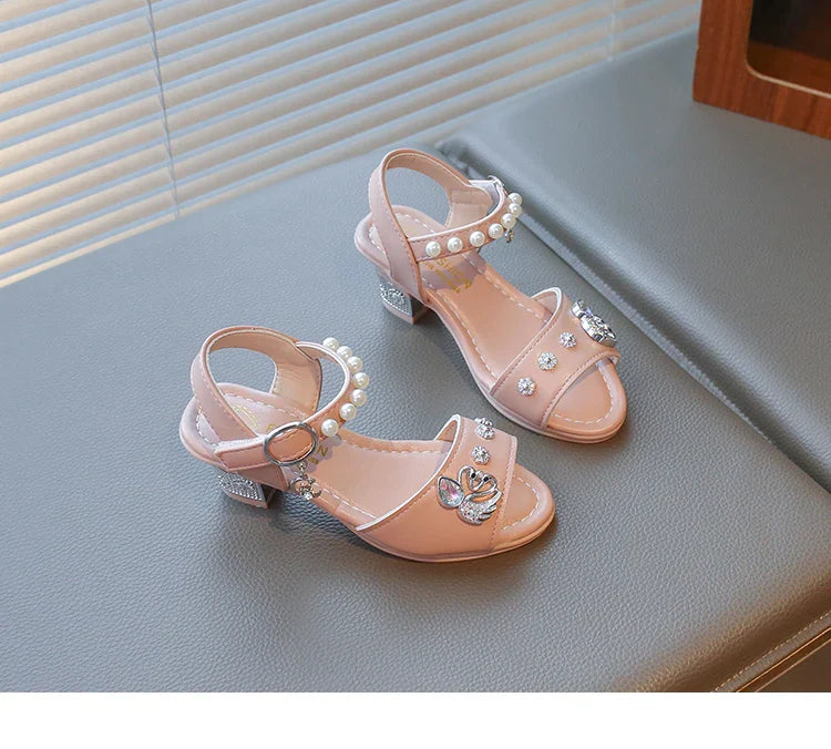 Girls Shiny Rhinestone Flowers Leather Sandals 2026 New Summer Toddler Strappy Sandals Hight Heel Soft Sole Princess Style Shoes