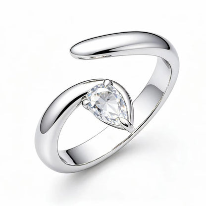 D VVS1 Pear Cut 0.5CT Moissanite Rings for Women Elegant Wedding Proposal Band S925 Sterling Silver Plated 18K Jewelry