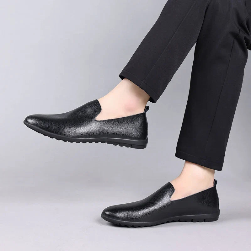 Summer Classic Fashion Mens Outdoor Leather High Quality Casual Shoes Slip on Soft Comfortable Lightweight Footwear