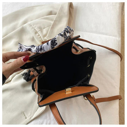 Cartoon Girl Handbag High Quality PU Leather Shoulder Bag for Women Pearl Crossbody Bag Designer Messenger Bag Female Satchel