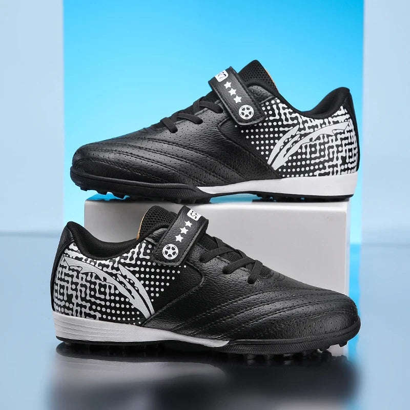 Children's cleat soccer shoes suitable for boys and girls, leather upper, waterproof, rubber non-slip sole, lightweight, Velcro