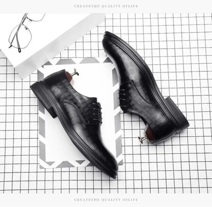 Novos Sapatos Masculinos de Negócios Primavera Outono Sapatos Masculinos de Couro Formais Tênis Masculinos Casuais da Moda Social Elegante Tendência Solado Reto