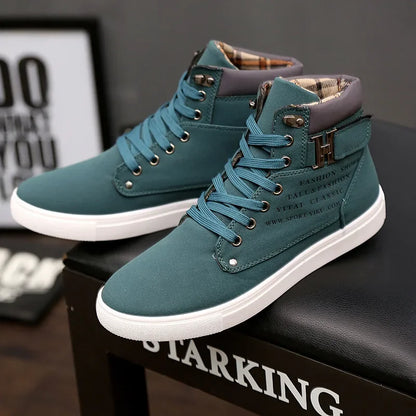 Men's Boots  New Korean Version Men's Shoes High Top Skateboard Shoes Retro Platform Casual Lace Up Men Fashion Boots 2025