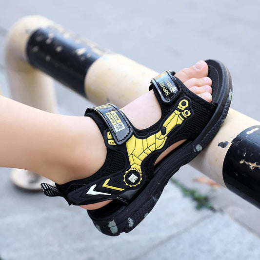 A pair of children's summer open-toe sports sandals, soft and comfortable mech-style flat shoes, sizes 28-40，WK-TX188