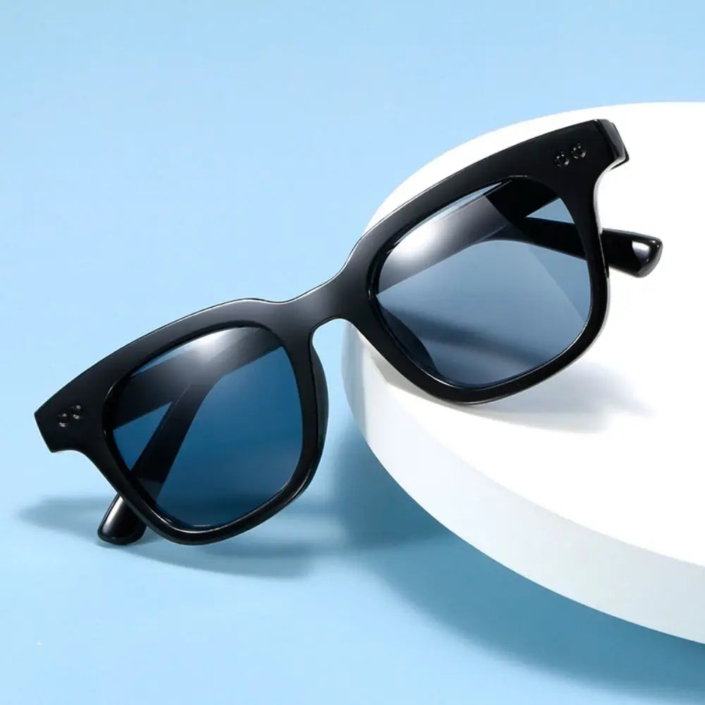 New Vintage Ocean Lens Sun Glasses Cycling Sunglasses for Men Women Fashion Square Frame Sunglasses UV Protection Eyewear Shades