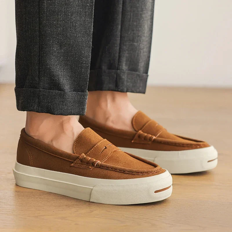 Men's Vulcanized Shoes: Niche, Light Luxury, Solid Color, Retro Style, Flat Heel, Split-on, Lazy Soft-soled Casual Walking Shoes