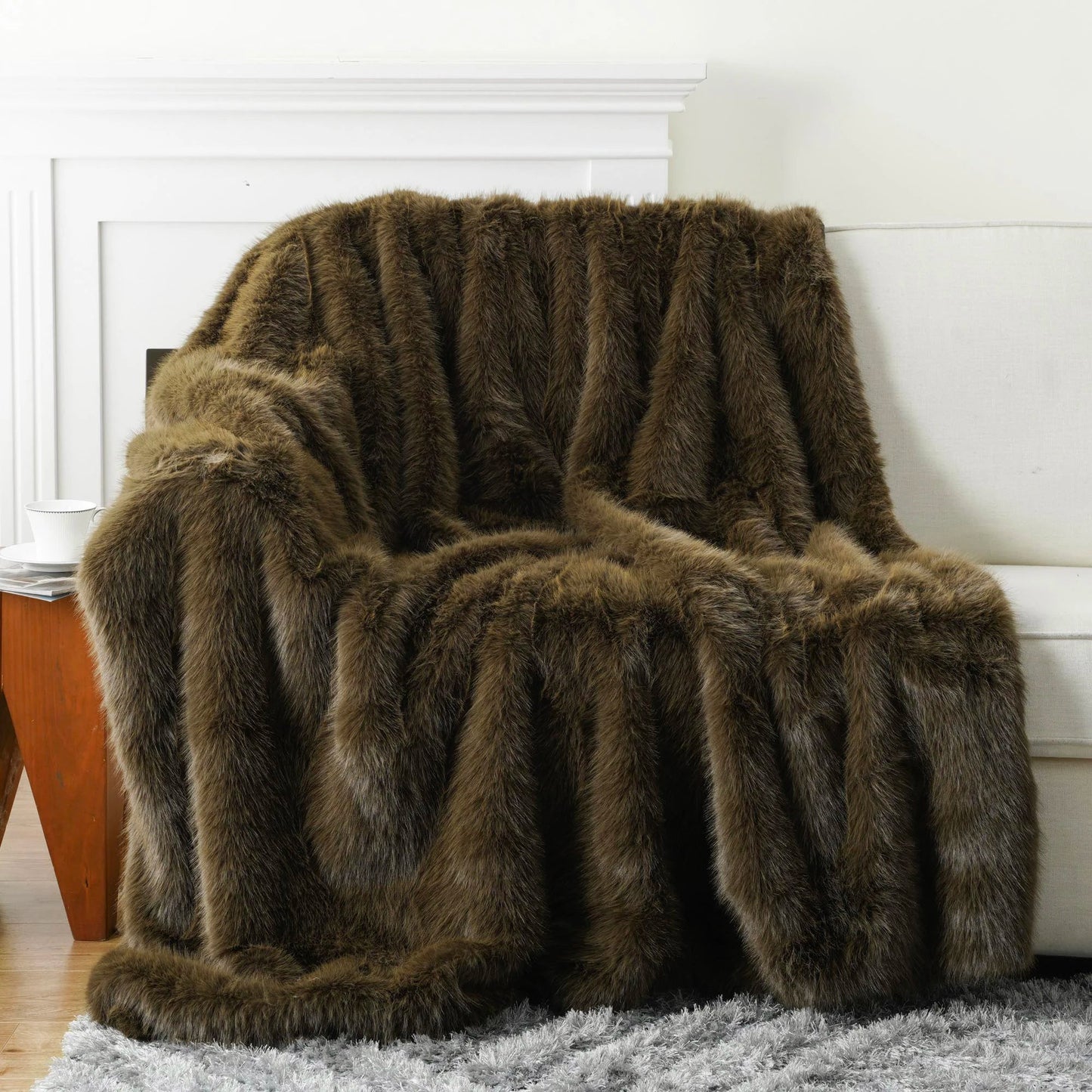 Fluffy Soft Blankets Luxury Fur blanket for Bed Sofa Mink Faux Fur Throw and Blankets Large Warm Blanket for Home Decor