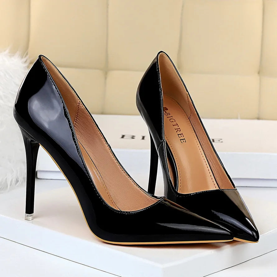 Women 7.5cm 10.5cm High Heels Wedding Bridal Classic Pumps Lady Scarpins Metallic Leather Low Heels Stiletto Nude Office Shoes
