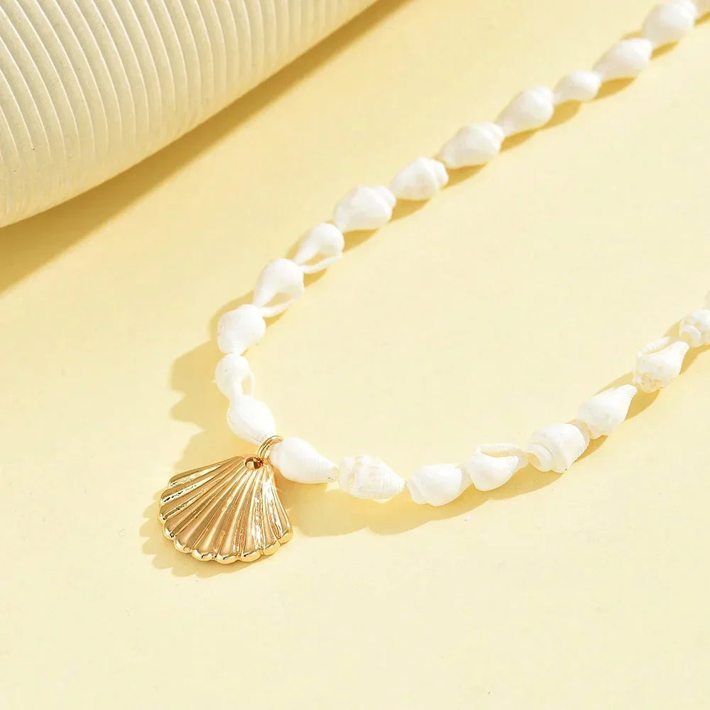 Fashionable  Natural Seashell Beaded Necklace Shell Pendant Ocean Inspired Jewelry Choker Suitable For Women Holiday Party Daily
