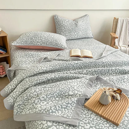 Summer blanket office nap sofa blanket air conditioner shawl blanket towel quilt dormitory summer cool quilt