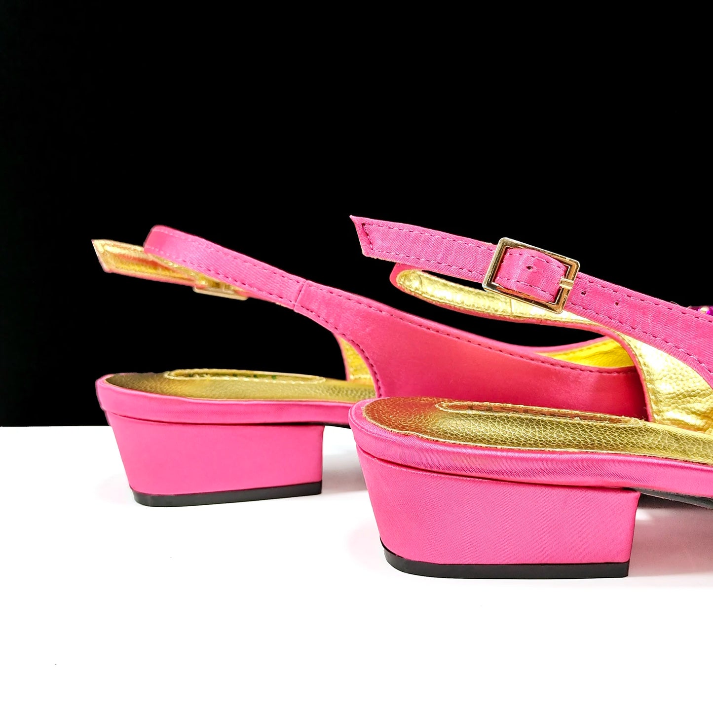 Italian Olive Pumps and Bag for Party 2024 INS Style Pointed-Toe Rhinestone Elegant Low Heels Wedge for Wome