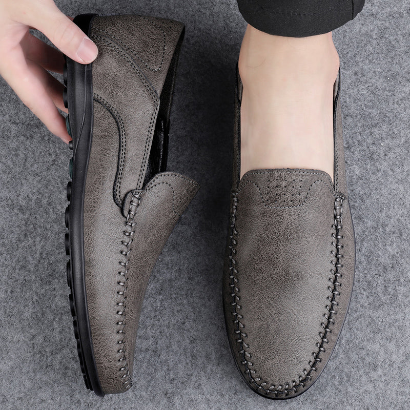 Fashion Men Casual Leather Shoes Luxury Italian Soft Men Loafers Handmade Moccasins Men Breathable Slip on Boat Shoes Plus Size