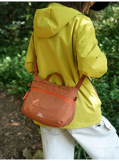 Nylon Cloth Daily Commute Messenger Bag Lightweight Hand Bag Sports Shoulder Bag Casual Anti-splashing Messenger Bag