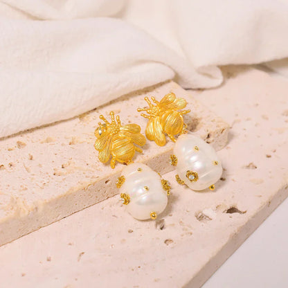 Bee And  With Natural Pearls Pearl Earrings 18K Gold Plated Jewelry Korean Designer Jewelry Earrings Gifts For Girlfriend