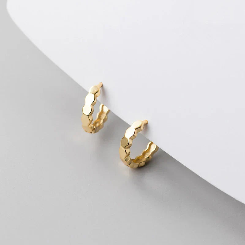 925 Sterling Silver Simple Geometric Faceted Huggies Ear Buckles for Women Fashion Charms Hoop Earrings Party Jewelry