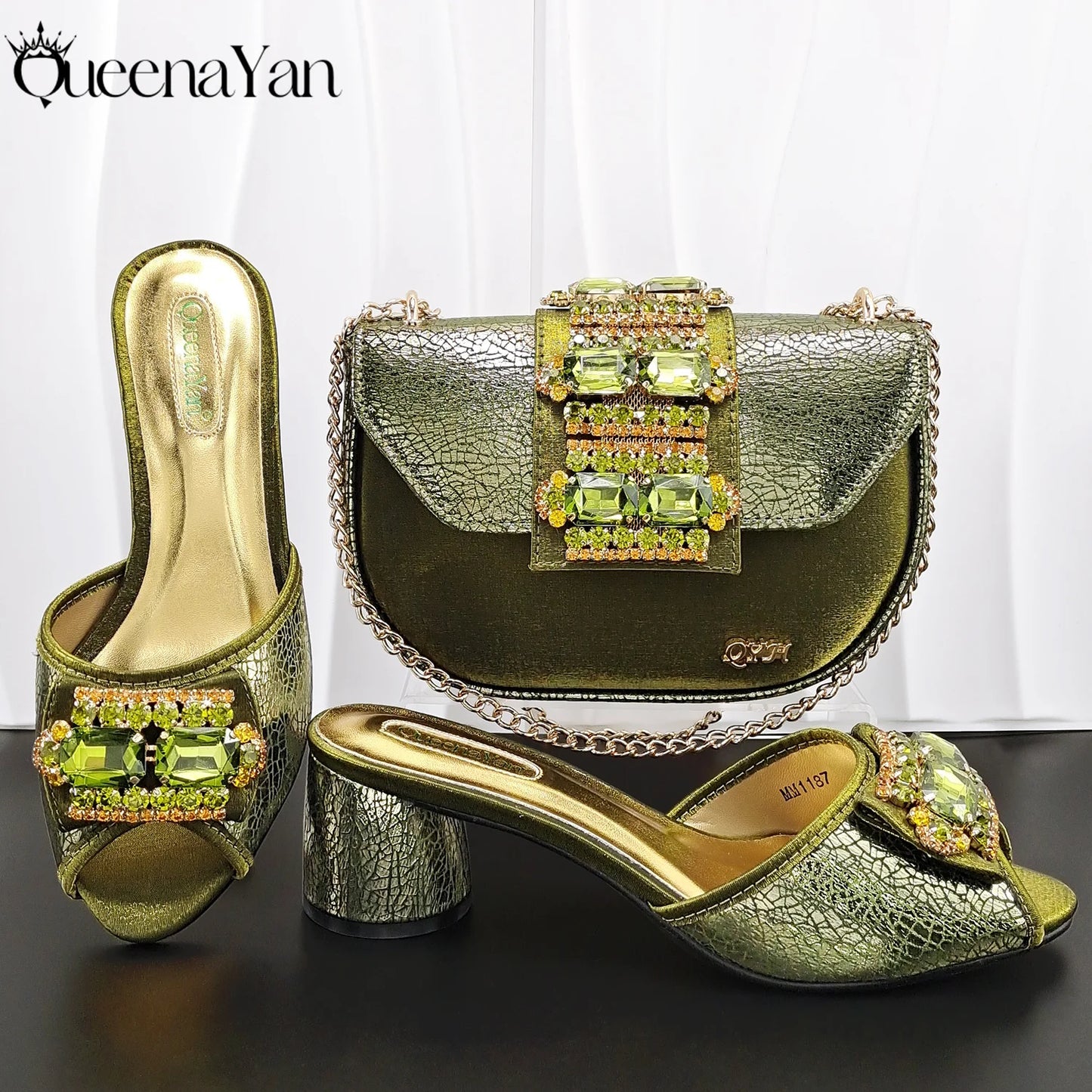 Hot Selling Fashion Mature  Brushed Style Rainbow Color Rhinestone Decoration Design Party Wedding Lady High Heels and Bag Set