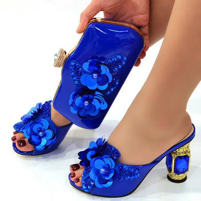 Arican Nova Chegada, Conjunto de Sapatos e Bolsas Femininos Estilo Italiano de Banda Estreita e Tiras Cruzadas na Cor Dourada para Festa