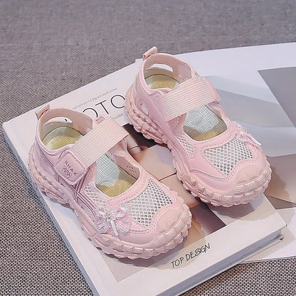 2026 summer new girls' bow mesh toe sandals soft and casual beach sandals children's outdoor walking non slip flat shoes