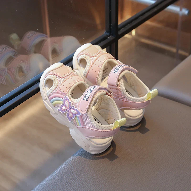 2026 Summer New Children's Sports Sandals Girls' Beach Shoes Fashion Butterfly Classic Sweet and Casual Soft Bottom Sandals