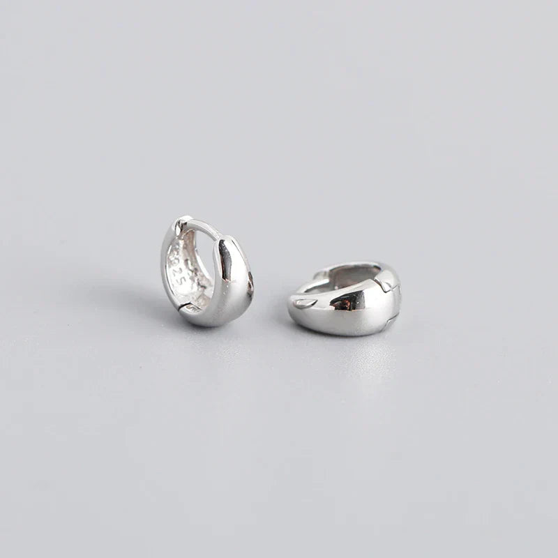 925 Sterling Silver Simple Wide Huggies Gothic Hoop Earrings for Women European Unisex Piercing Rock Jewelry Ear Buckles
