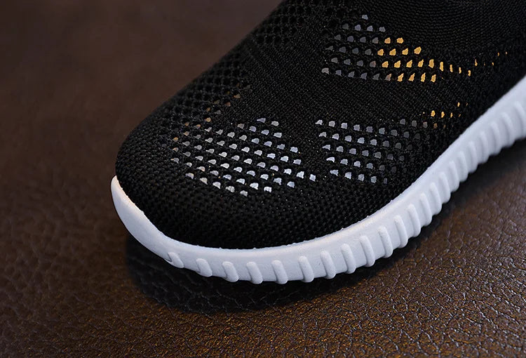 Children Running Sneakers Boys Girls Casual Mesh Breathable Anti-Slip Walking Patchwork Tenis Toddler Soft Soled Girls Shoes