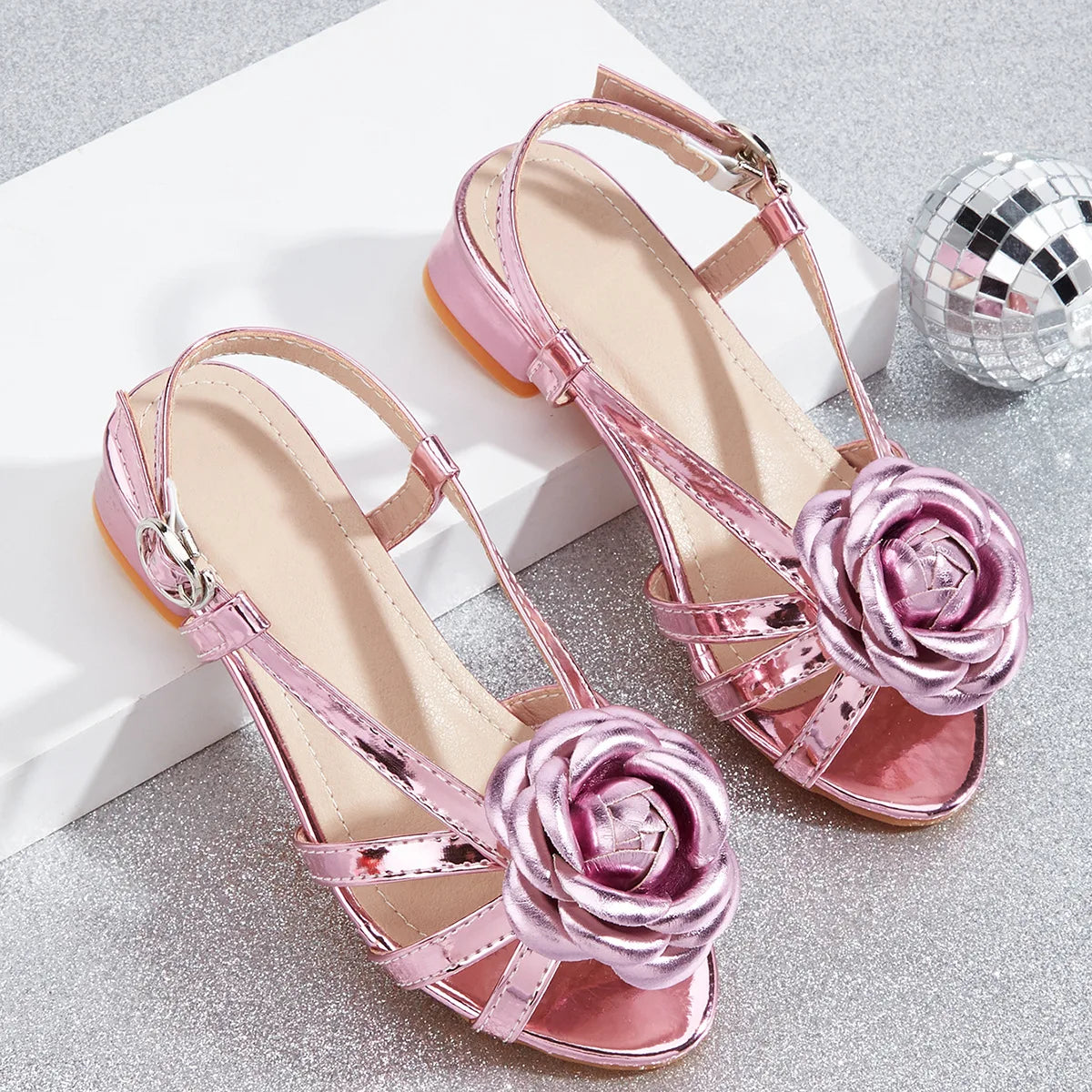 2025 Summer New Children's High Heels Fashion Flower Girls' Princess Sandals Silver Kid's Performance Dance Shoes 5-10 Years Old