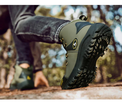 New Outdoor Shoes Men High Top Trekking Botas Leather Men Outside Boots For Men and Women Mountain Comfortable Hiking Boots