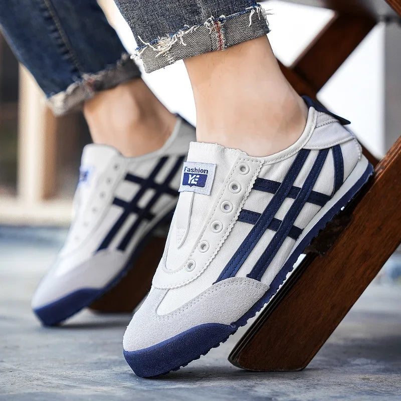 Men's Classic Running Shoes Lace Up Flat Bottom Sports Shoes Soft Sole Walking Shoes Breathable Couple Casual Shoes Tennis Shoes