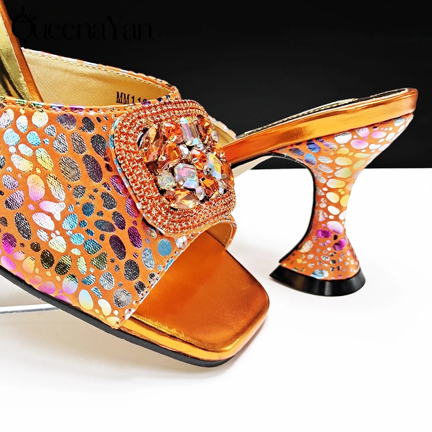 Fashion Newest Arrival Orange Color Square Toe Women Sandals Shoes Matching Bag Set for Ladies Wedding Party Pump