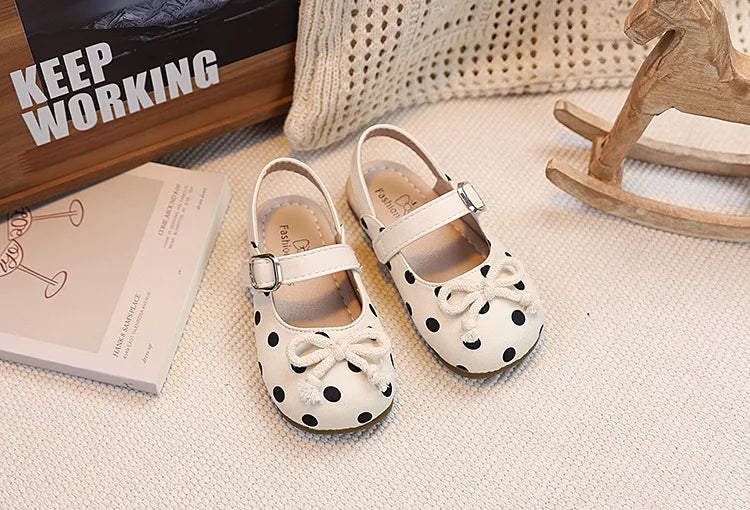 2026  Spring Autumn New Baby Shoes Cute Polka Dot Bow Girls Hollow Children's School Student Loafer Flats