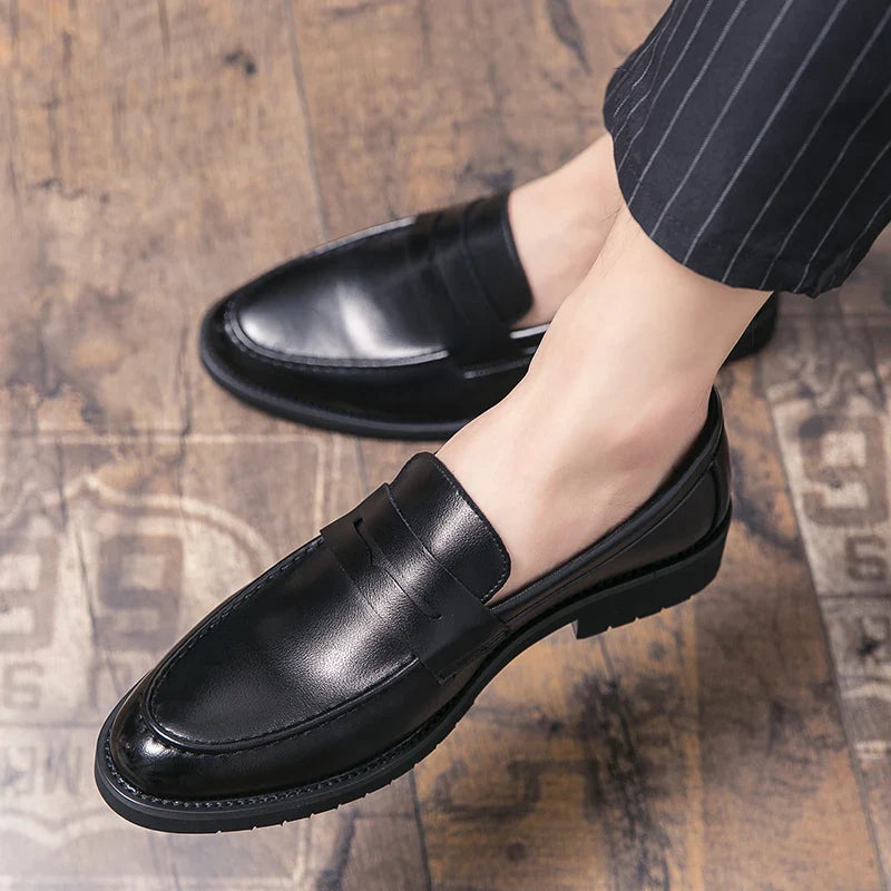 Classic Men's Dress Shoes Office Formal Leather Shoes High Quality Brogues Casual Business Shoes For Men Social Party Loafers