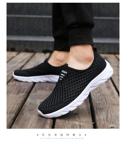 Lightweight Men Casual Shoes Breathable Slip on Male Casual Sneakers Anti-slip Men's Flats Outdoor Walking Shoes Size 39-46