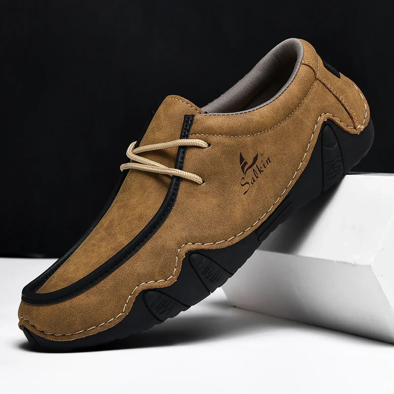 Novos Tênis Masculinos Casuais de Couro Feitos à Mão da Moda 2024 Design Sapatilhas Masculinas Mocassins Respiráveis Cano Baixo Sapatos Flats Dirigir Tamanho Grande