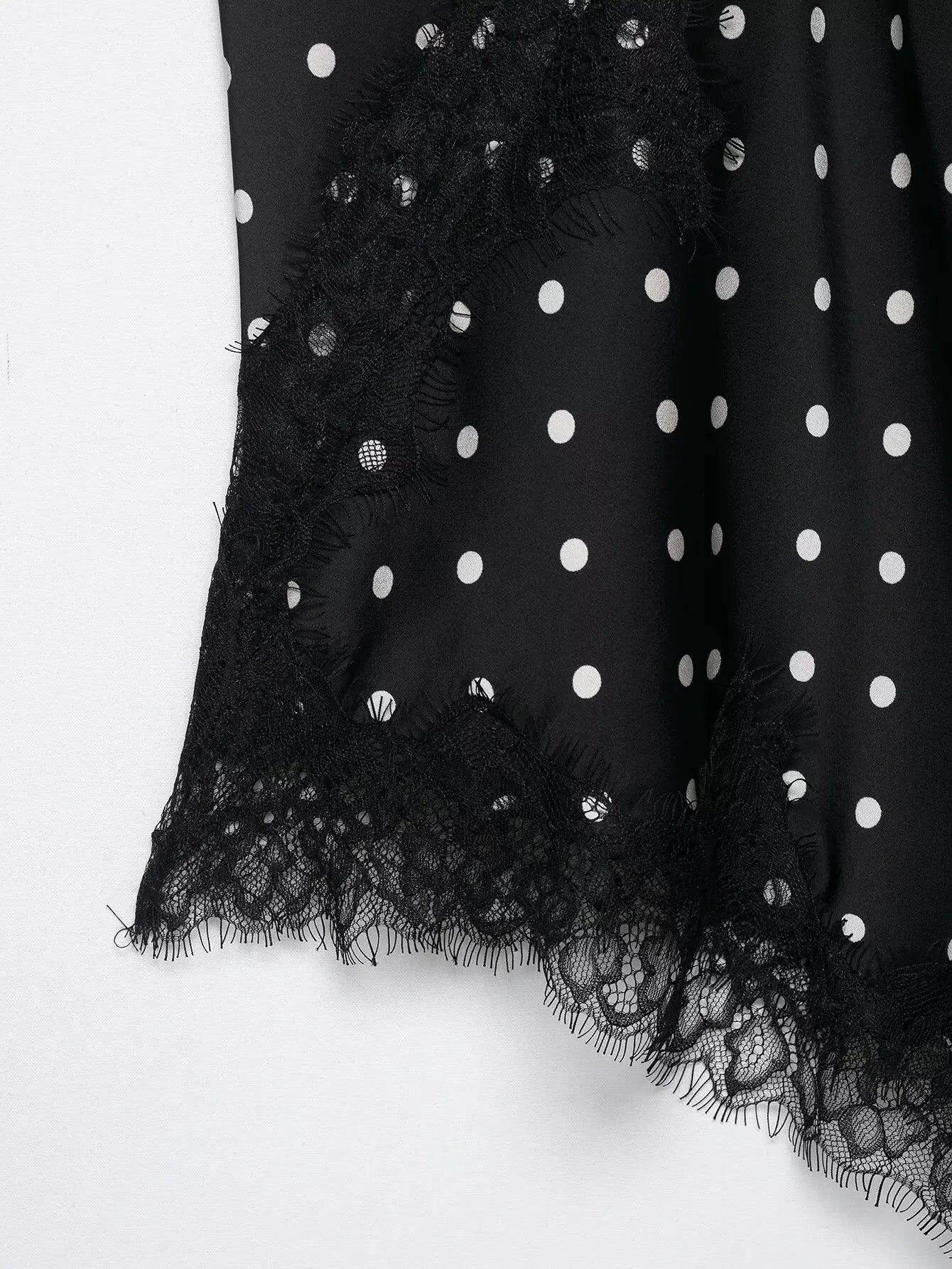 Women 2026 Trend Polka Dot Sling Tops Asymmetric Sleeveless V-Neck Lace Decorative Tops Elegant Fashion Holiday Outfits Camis