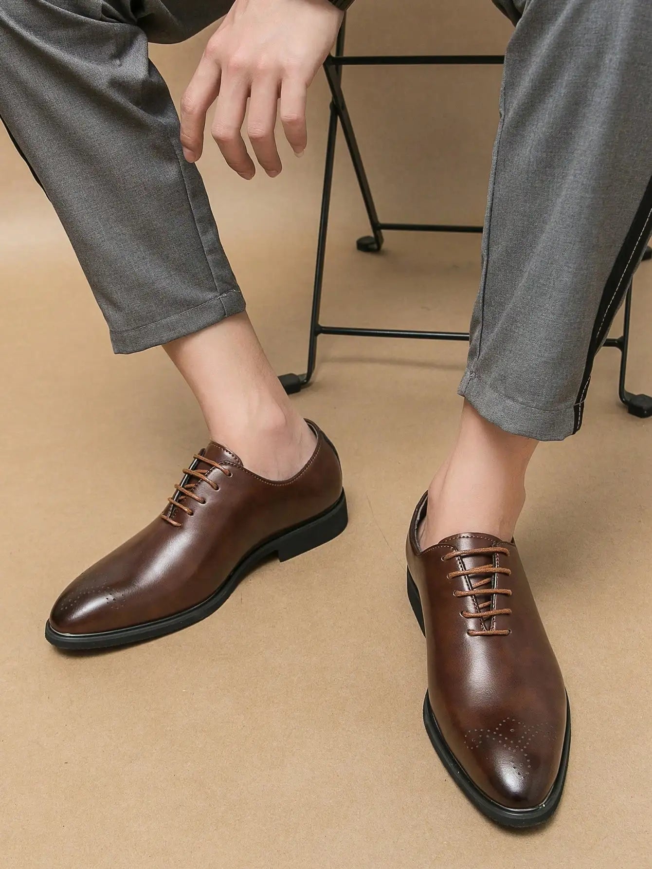 Classic Dress Leather Men Derby Shoes Formal Pointed Toe Business Leather Shoes Oxford Lace Up Anti SlipOffice Daily Shoes