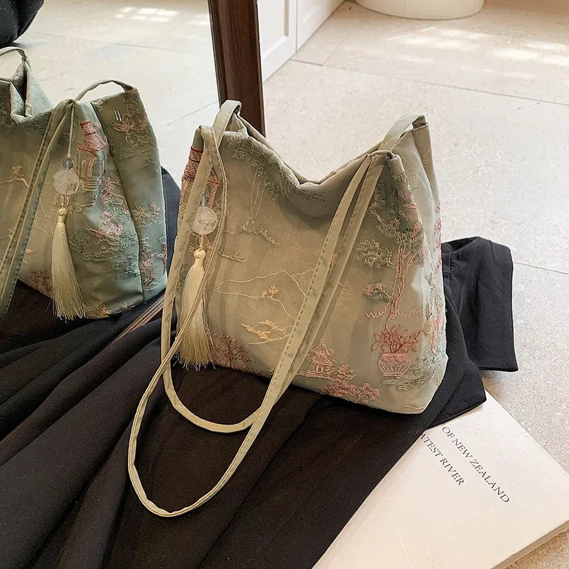 Hot Selling Chinese Style Embroidered Fashionable Women's Shoulder Bag 2026 Summer New Trend Large Capacity Handbag