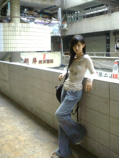 Karrram Camiseta Japonesa Y2k com Estampa de Letras Trashy Estilo Anos 2000 Blusas Caneladas de Manga Comprida Vintage Harajuku Streetwear Retrô Americano