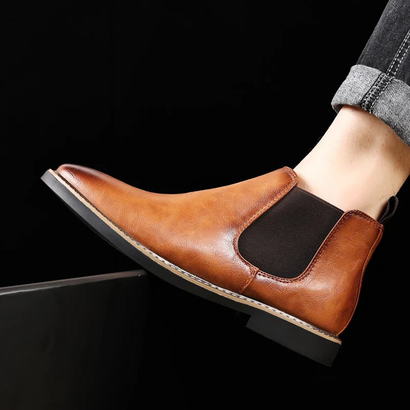 39~47 Men Chelsea Boots Brand Retro Comfortable PU Leather Ankle Boots Men 2025 Fashion Black Brown Mens Boots