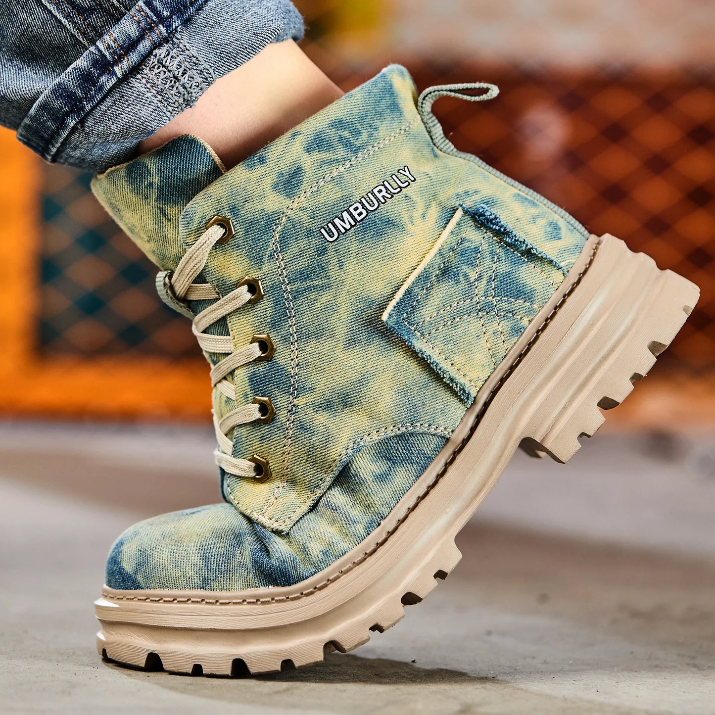 2025 New Fashion Women's Safety Shoes Smashing Steel Head Puncture Proof Kevlar Street Outdoor Light Women's Work Boots
