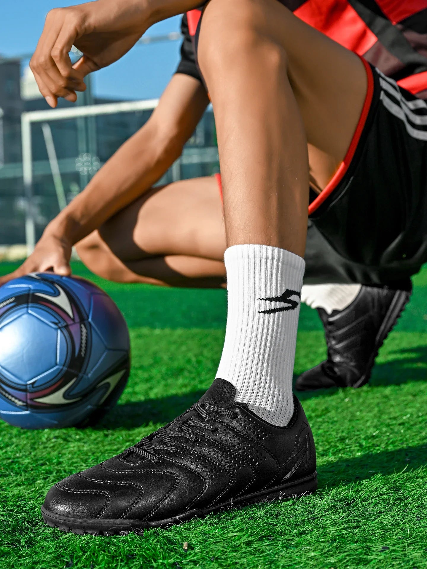 Wear Resistant TF Turf Soccer Boots PU Elastic Fabric Upper Rubber Stable Grip Sole Youth Boys Girls Football Shoes