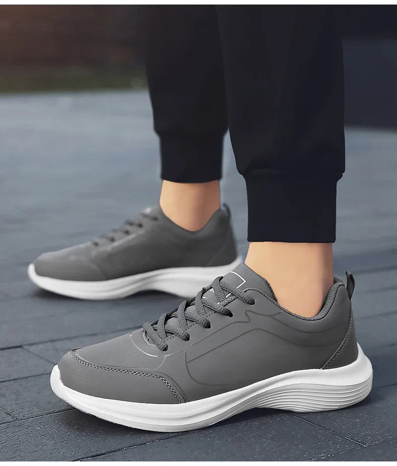 2025 New Lightweight Men Casual Leather Sneakers Non-slip Breathable Male Outdoor Running Shoes Lace Up Soft Sport Shoes
