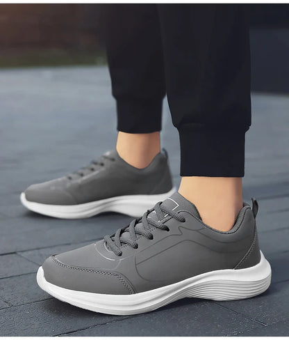2025 New Lightweight Men Casual Leather Sneakers Non-slip Breathable Male Outdoor Running Shoes Lace Up Soft Sport Shoes