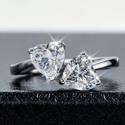 925 silver heart-shaped 2 carat moissanite adjustable ring is fashionable and simple, suitable for daily life and wedding