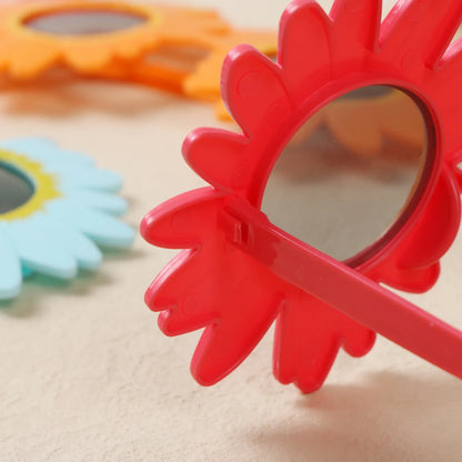 Sunglasses Little Daisy Shape Sun Glasses Funny Party Decorative Eyeglasses Plastic Gathering Picnic Photography Props
